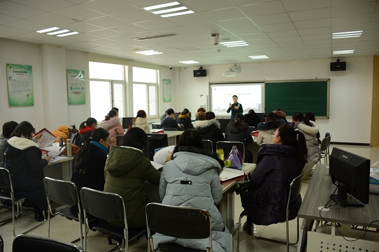 何琳新闻稿IMG_2391.JPG